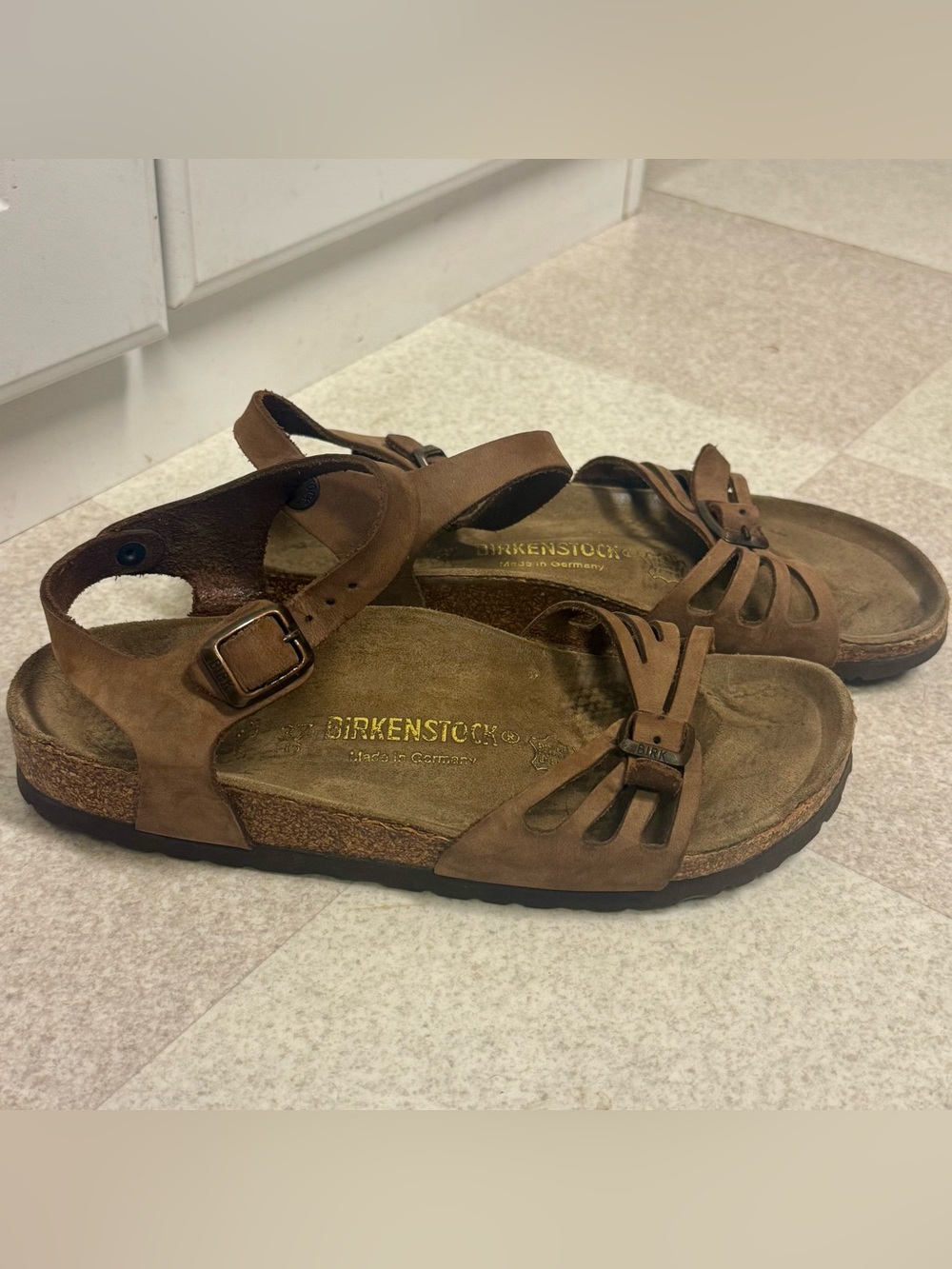 Birkenstock women’s brown leather sandals size 6.5 EU 37 Strappy